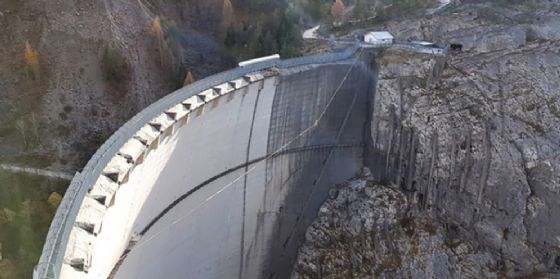 Frattolin, «funamboli sulla diga del Vajont?» (© Movimento 5 Stelle FVG) Frattolin, «funamboli sulla diga del Vajont?» (© Movimento 5 Stelle FVG)