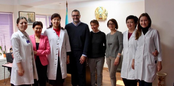 Dilyara Kaidarova (Dir. gen. KazIOR), Mirco Santini (Dir. med. IRCCS-CRO), Mariagrazia Michieli (Dir. Prog. Trapianti Cellule staminali ematopoietiche IRCCS-CRO) e Cristina Durante (Resp. Qualità Prog. Trapianti cellule ematopoietiche IRCCS-CRO)