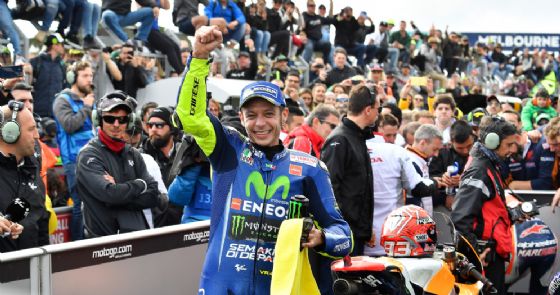 Valentino Rossi nuovamente nei guai. Chiesto un risarcimento di 114 mila euro Valentino Rossi nuovamente nei guai. Chiesto un risarcimento di 114 mila euro