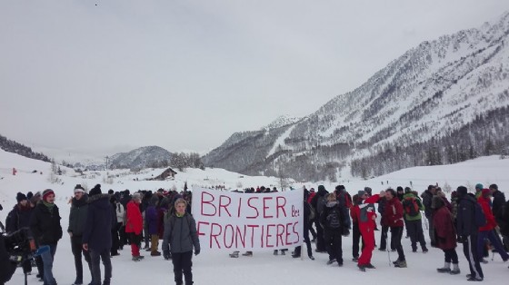 Marcia di solidarietà "Briser les frontieres"