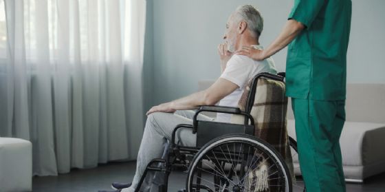 Ristorazione nelle residenze per anziani, sì alle linee guida