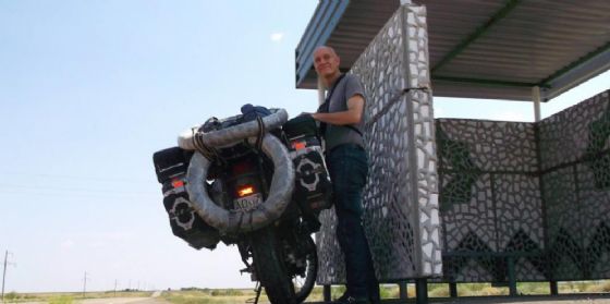 Maurizio De Biasio racconta il suo viaggio in moto lungo la mitica Pamir Road