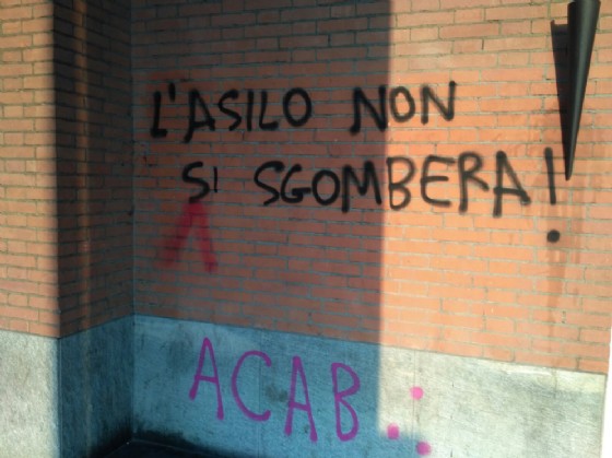 Scritte sui muri di Borgo Aurora