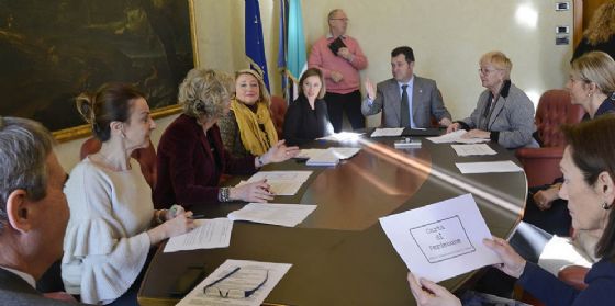 Il Consiglio regionale sottoscrive la 'Carta di Pordenone' sull'informazione (© Foto Arc Montenero) Il Consiglio regionale sottoscrive la 'Carta di Pordenone' sull'informazione (© Foto Arc Montenero)