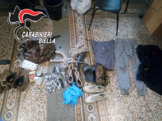 Altro materiale vario sequestrato dai militari