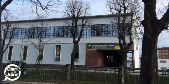 Una palestra al posto dell’ex magazzino Basevi: venerdì l’apertura (© Diario di Udine) Una palestra al posto dell’ex magazzino Basevi: venerdì l’apertura (© Diario di Udine)