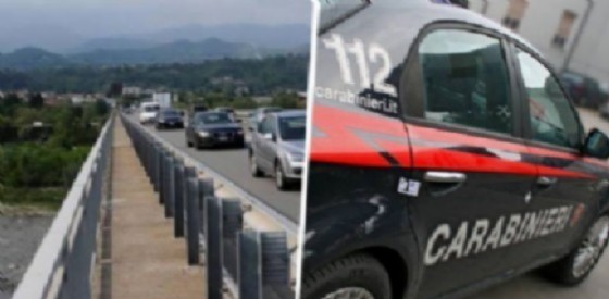 Ponte della tangenziale e pattuglia dell'Arma dei carabinieri (© Diario di Biella) Ponte della tangenziale e pattuglia dell'Arma dei carabinieri (© Diario di Biella)