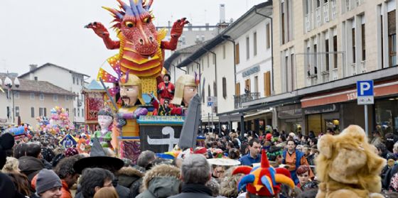 Montereale Valcellina: c'è il treno per il Carnevale. A Maniago occasione persa (© Comitato Pendolari Alto Friuli) Montereale Valcellina: c'è il treno per il Carnevale. A Maniago occasione persa (© Comitato Pendolari Alto Friuli)