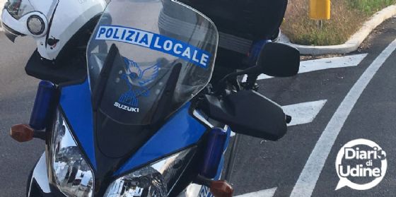Scontro tra due auto in piazzale dell’Innovazione Tecnologica: ferita una donna (© Diario di Udine) Scontro tra due auto in piazzale dell’Innovazione Tecnologica: ferita una donna (© Diario di Udine)