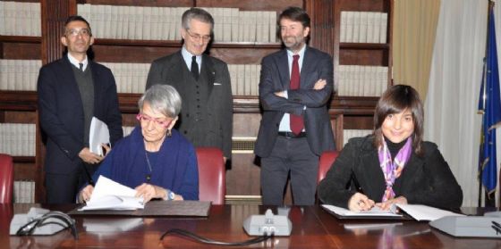 Accordo Stato-Regione: la gestione del museo archeologico passa alla Fondazione Aquileia (© Serracchiani) Accordo Stato-Regione: la gestione del museo archeologico passa alla Fondazione Aquileia (© Serracchiani)