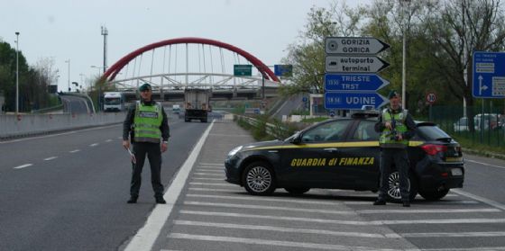 Gorizia, la Guardia di Finanza arresta un latitante condannato per furto e resistenza