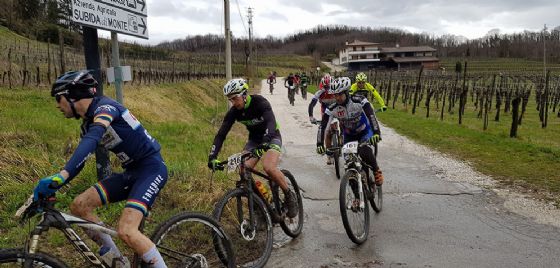 Cormons, si sente male durante la gara ciclistica: muore 44enne (© ASD Bike & Run Gorizia) Cormons, si sente male durante la gara ciclistica: muore 44enne (© ASD Bike & Run Gorizia)