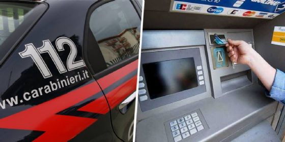 Carabinieri e un bancomat (repertorio)