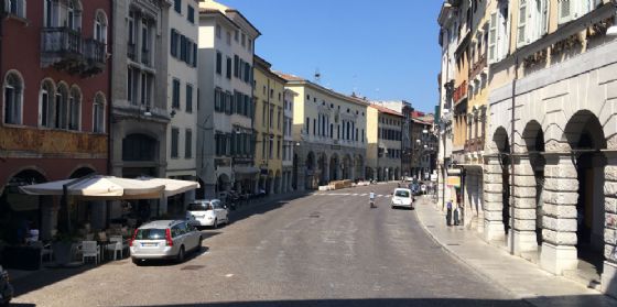 Udine in fiore, via Mercatovecchio chiusa fino al 3 aprile (© Diario) Udine in fiore, via Mercatovecchio chiusa fino al 3 aprile (© Diario)