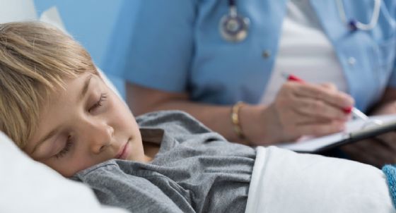 Bimbo leucemico smette le cure: comincia a guarire da solo
