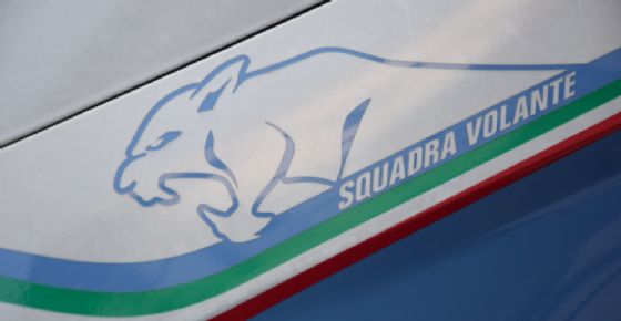 Volante della Polizia di Stato (© Diario di Biella) Volante della Polizia di Stato (© Diario di Biella)