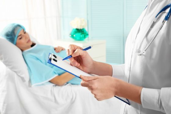Donna muore di aneurisma ma per i medici era lombosciatalgia Video Donna muore di aneurisma ma per i medici era lombosciatalgia Video