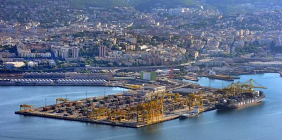 Porto di Trieste: continua la crescita grazie al traffico ferroviario
