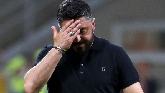 Un Gattuso pensieroso riflette sull'attacco rossonero