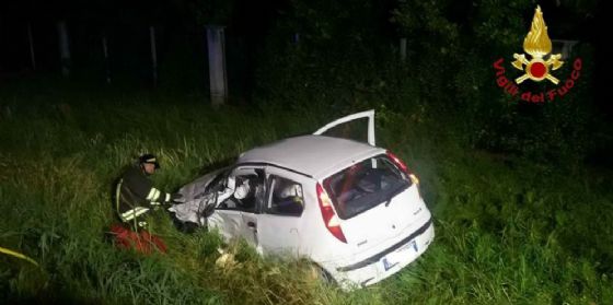 Fontanafredda: scontro tra tre auto nella notte