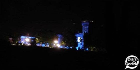 Luci e colori alla "Cenaspettacolo", il glamour dinner show con le eccellenze del gusto di Fvg Via dei Sapori