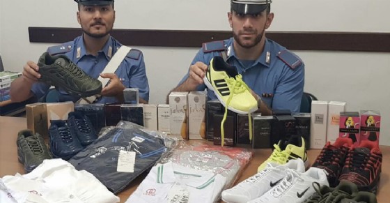 L'abbigliamento sequestrato