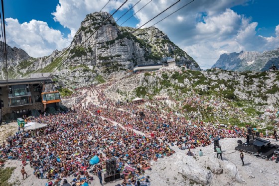 In 7 mila al rifugio Gilberti per Brunori Sas e Omar Pedrini