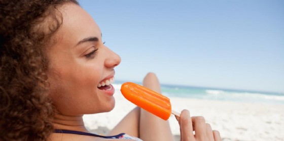Guerrilla di ghiaccioli sulle spiagge da Trieste a Grado