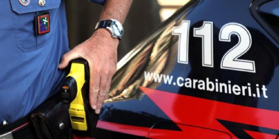 Carabinieri con taser - Immagine di repertorio