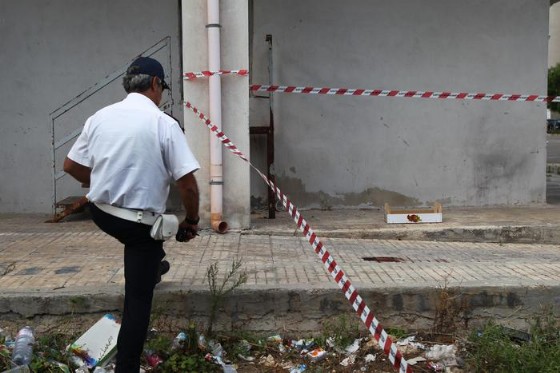 Sul luogo le forze dell'ordine che stanno ricostruendo i fatti