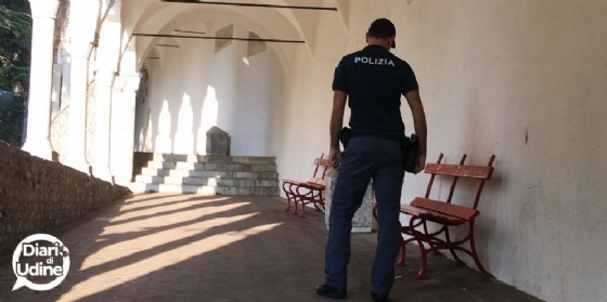 Udine, salita del Castello passata al setaccio dalla Polizia