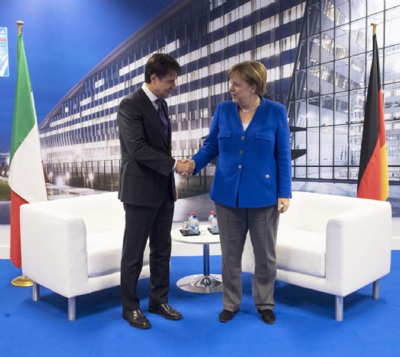 Il premier Giuseppe Conte con la cancelliera tedesca Angela Merkel