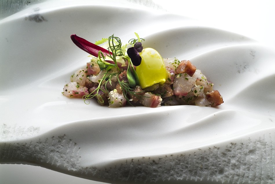 La tartare di musetto e branzino