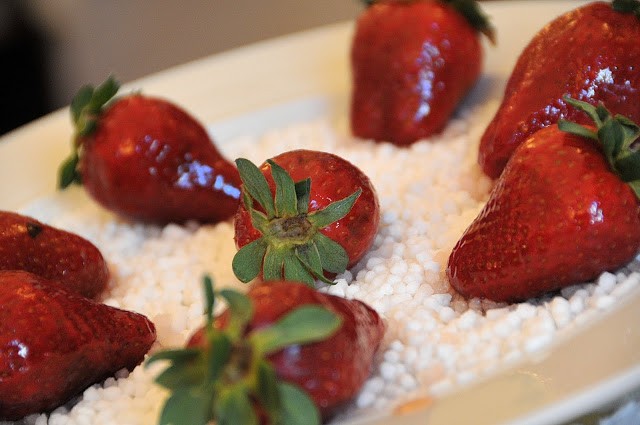 Le golose fragole zuccherate