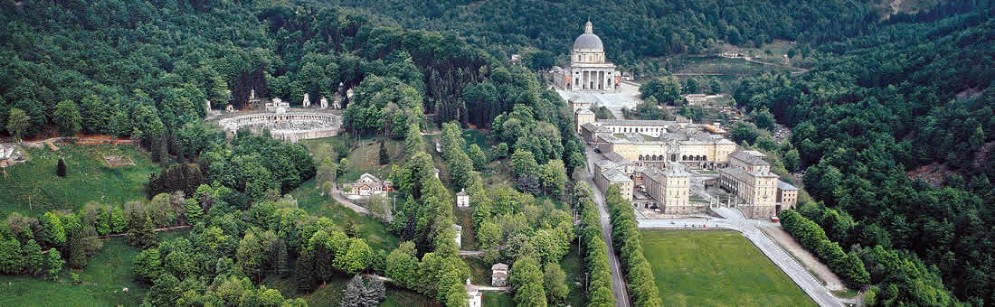 Vista d'insieme di Oropa e il suo Santuario