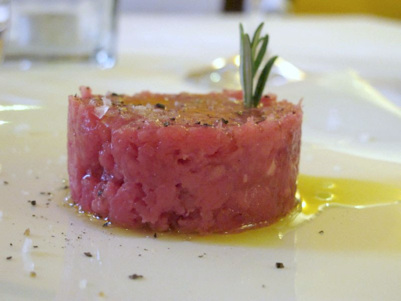 La battuta di carne cruda al Ramo Verde di Carema