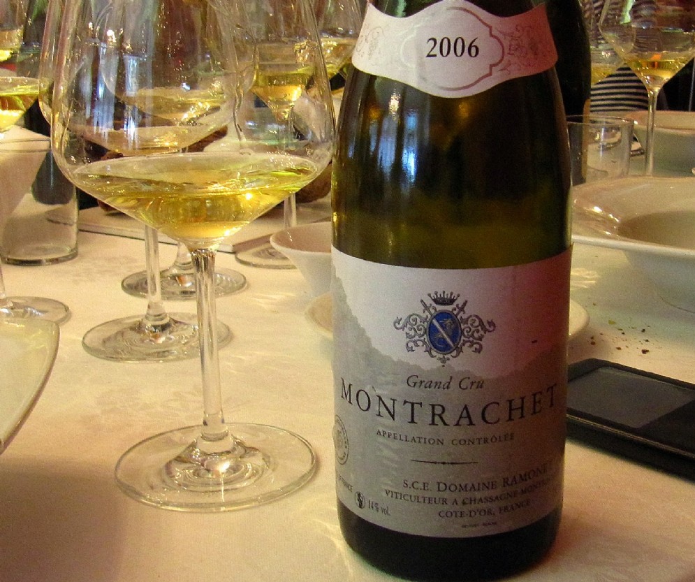 Cattedralico 2006 di Ramonet; una bottiglia che i collezionisti valutano circa 1000 euro