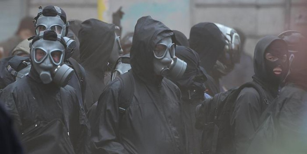 Rilasciati 15 No Expo: domani saranno liberi e parteciperanno al corteo