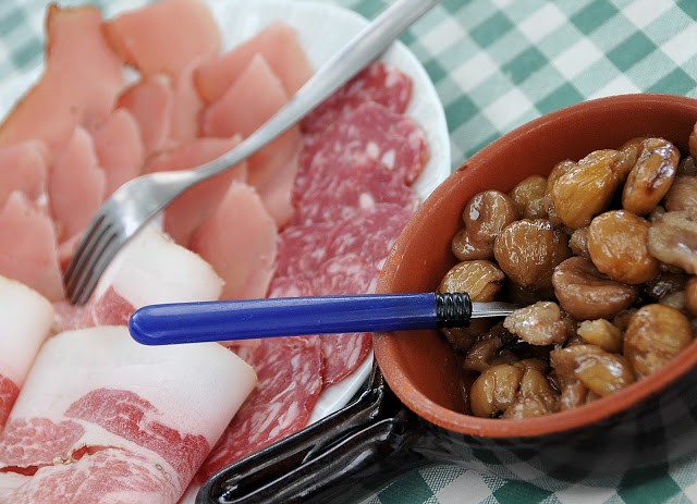 La selezione dei salumi e le delziose castagne al burro