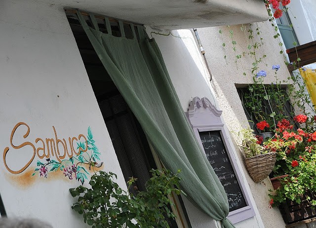 L'ingresso del Sambuco