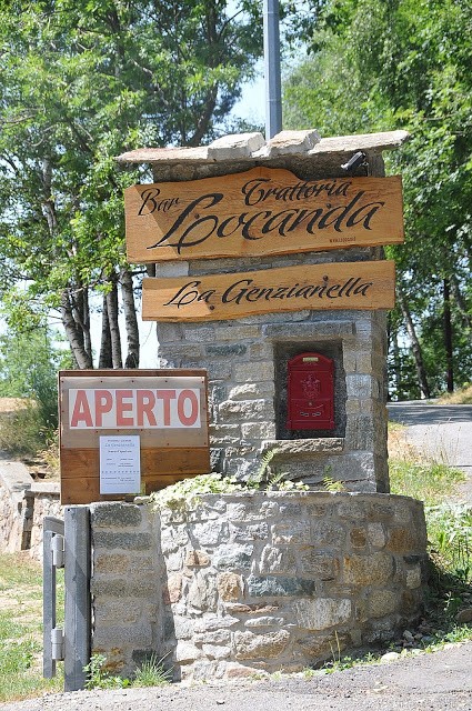 I locale è aperto sabato a pranzo e cena. La domenica solo a pranzo
