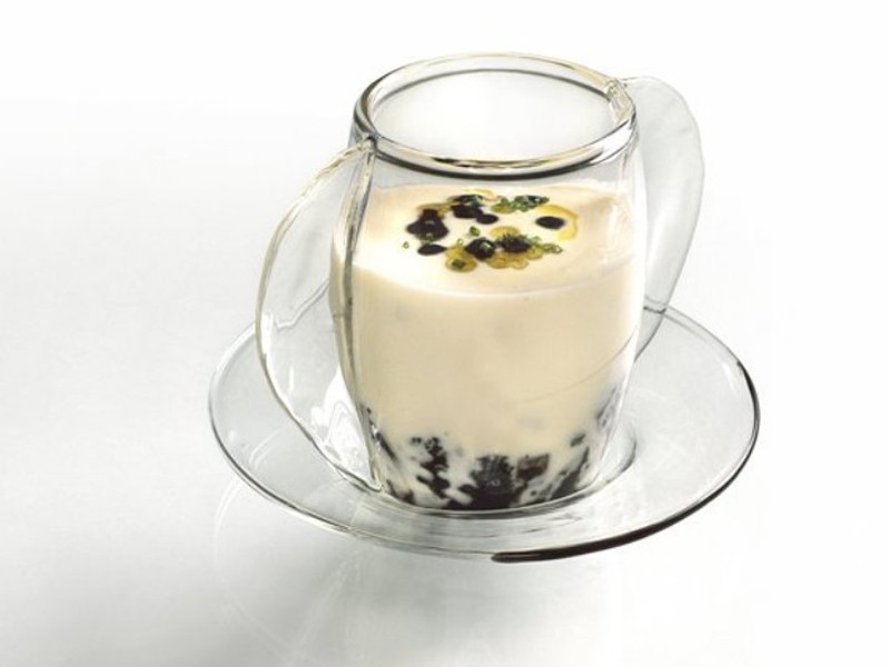 Cappuccino di seppie al nero di Massimiliano Alajmo a Le Calandre di Rubano (PD)