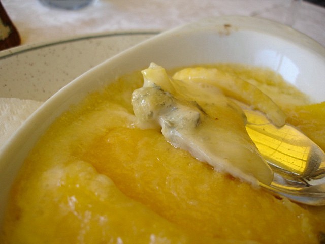 Polenta e gorgonzola al Castagneto