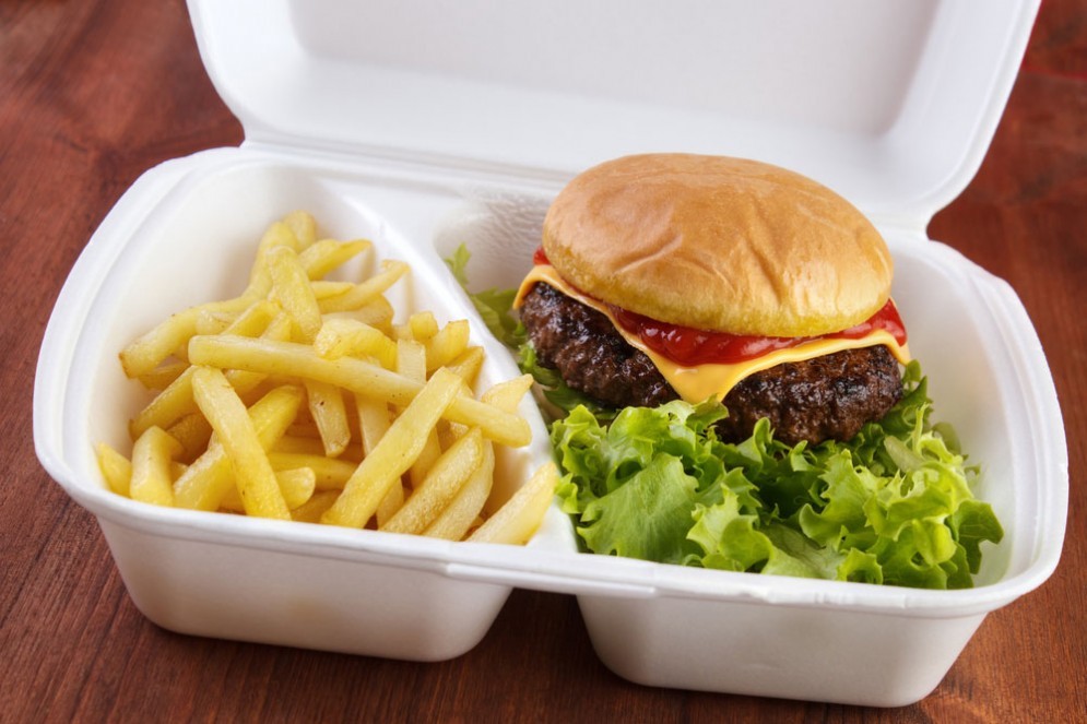 Ftalati nei contenitori da fast-food