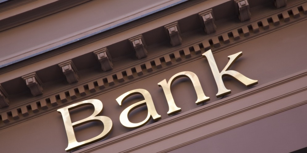 Secondo l'Abi le sofferenze bancarie sono in frenata, ma ora serve un decreto legge per il recupero del credito.