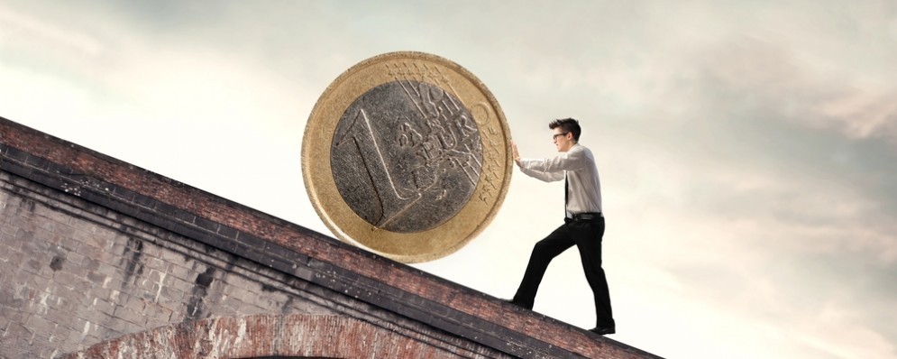 Sale ancora il debito pubblico italiano e la Germania bacchetta l'Italia. Quali bugie e verità sulla sua sostenibilità?