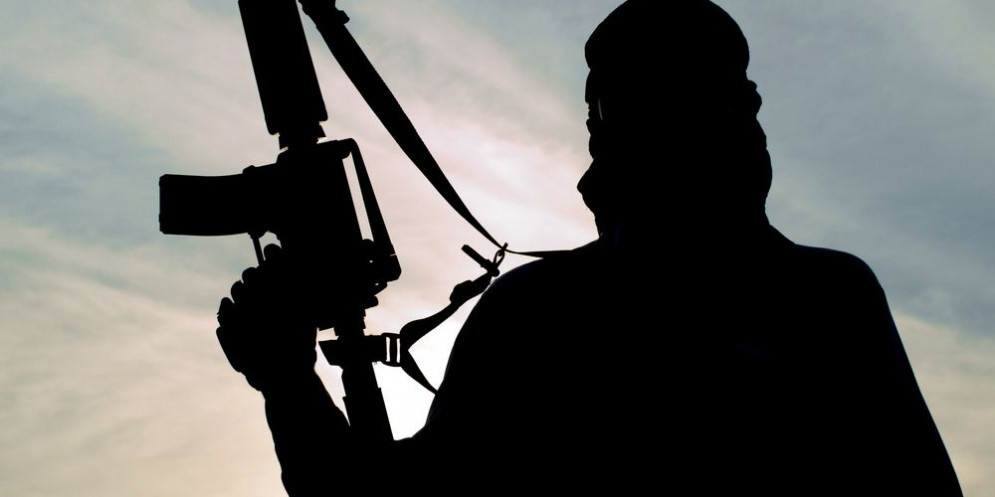 Chi sono i foreign fighters? E perché arrivano a diventarlo?