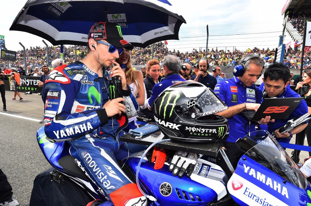 Jorge Lorenzo in sella alla sua Yamaha