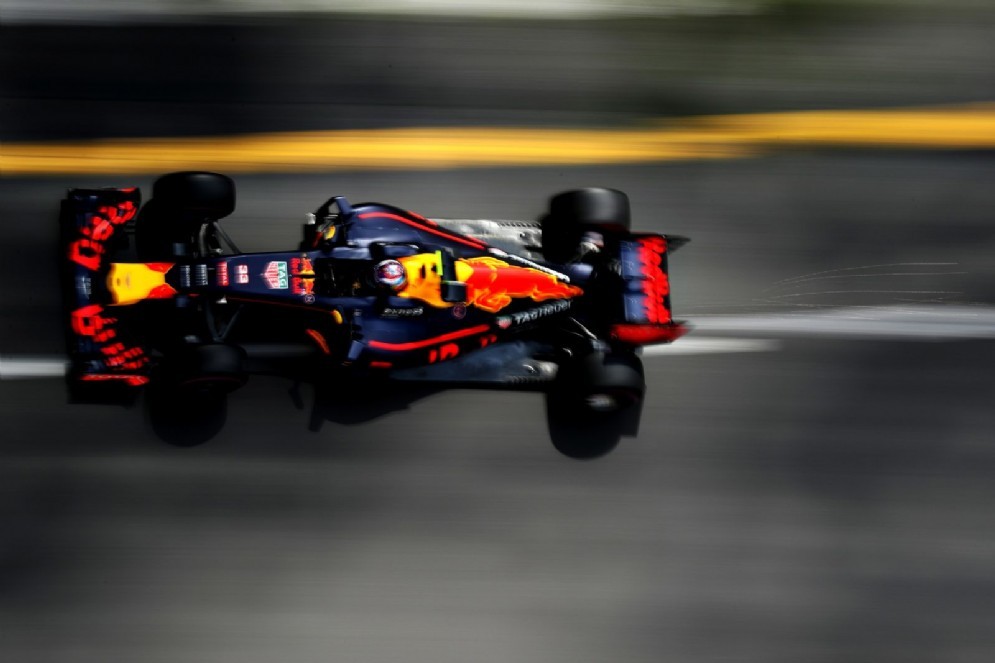La Red Bull-Renault in pista