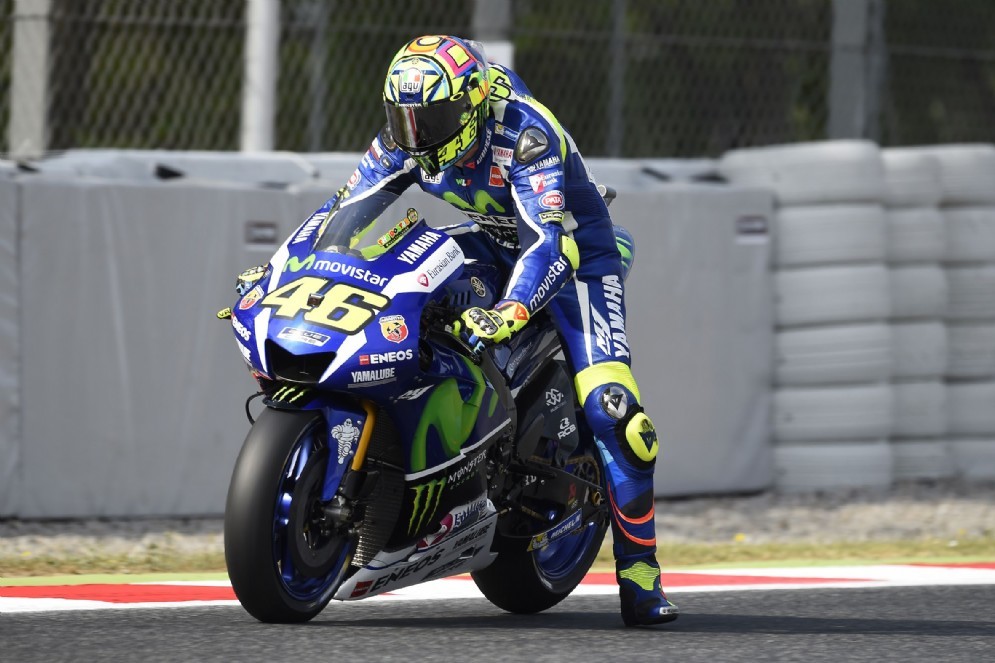 Valentino Rossi in azione a Barcellona